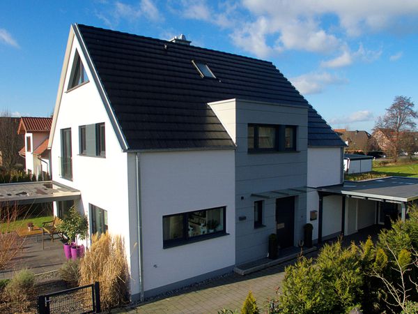 Einfamilienhaus ohne Dachüberstand EFH_013_front.jpg