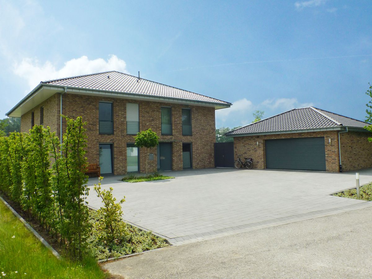 Zweifamilienhaus in Rietberg, Stadtvilla, Klinker